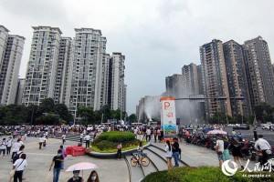 【大连2地升级为中风险地区/大连中风险降为低风险】
