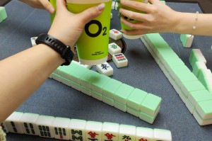 我来教大家“开心福建麻将怎么可以开挂”万能开挂器通用版