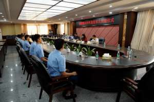 返乡人员︰(返乡人员座谈会会议记录)