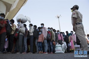 【美国新冠确诊病例超585万例/美国新冠确诊病例超585万例】