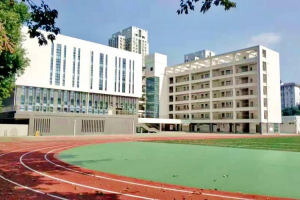 深圳多地升级为高中风险区︰(深圳 高中风险)