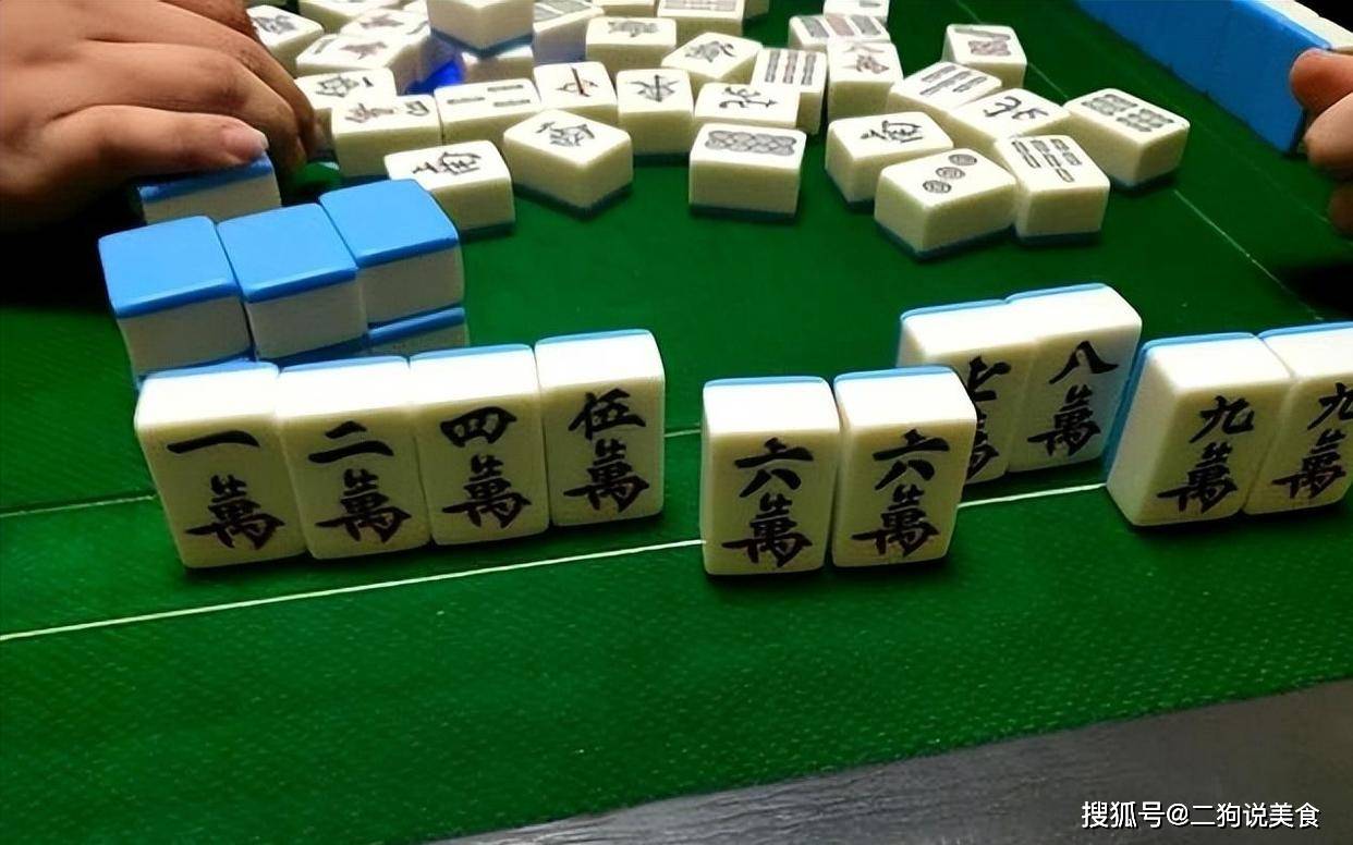 今日分享“刚开始打麻将为什么总输	”太坑人了,真的有挂-第1张图片