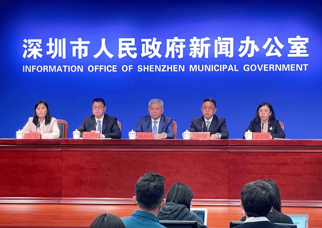 疫情源头一家4口感染︰(国内一家四口感染新冠)-第2张图片