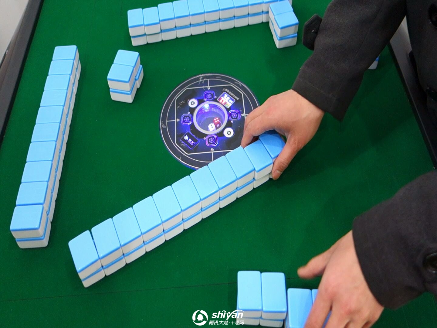 玩家必读“蜀山四川麻将必赢神器是真的吗	”万能开挂神器（真的有挂）-第2张图片
